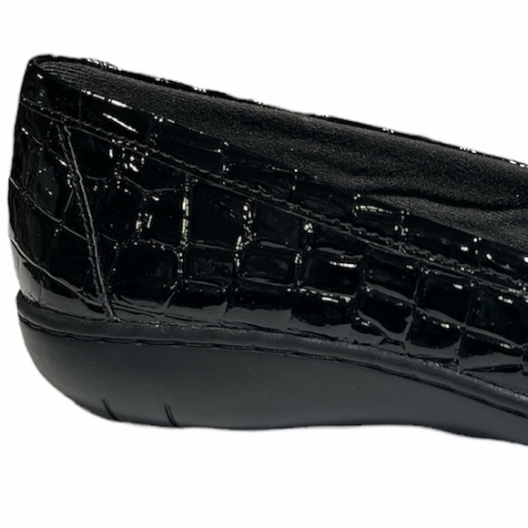 Clarks Collection Leather Slip-on Loafers - Bayou  6M  0488 - Picture 14 of 14